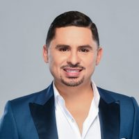 Larry Hernández anunció el nacimiento de su hija Dalett