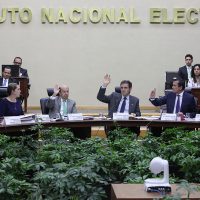 El INE aprueba límite de 42.9 mdp al financiamiento privado para presidenciales independientes