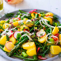 Decile adiós a la clásica ensalada rusa para las fiestas: 4 variantes gourmet y fáciles para lucirte