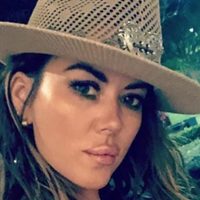 Esta sería la novia de Karina Jelinek por la que se armó escándalo en Punta del Este... ¡Bomba!
