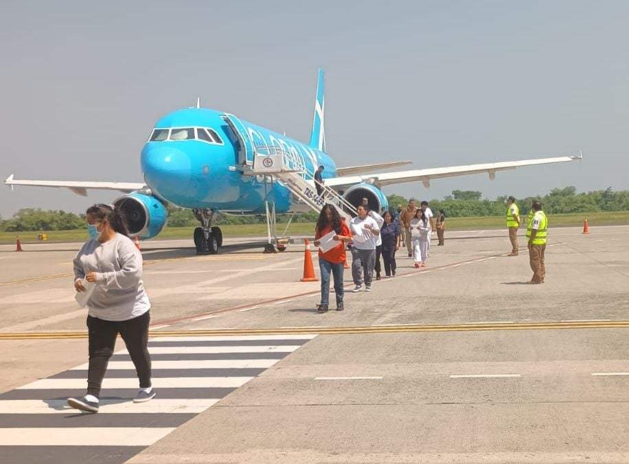 Arriban a Tapachula más de 700 mexicanos deportados desde Estados Unidos en un solo fin de semana