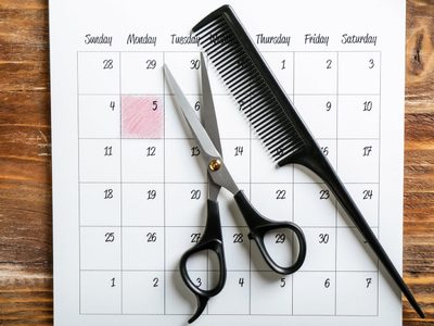Calendario lunar: cuáles son los mejores días de febrero para cortar tu cabello