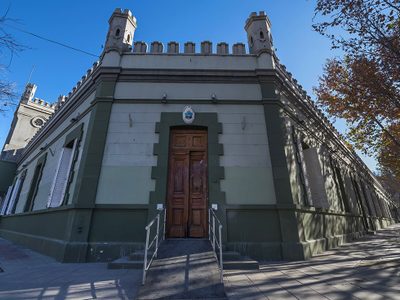 Salarios de estatales: la decisión que comunicó el Gobierno neuquino