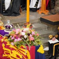 Reino Unido despide a su reina con un solemne funeral y ante 2 mil invitados