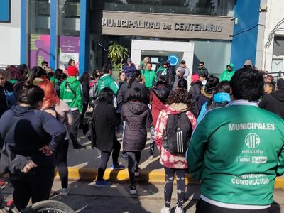 Nuevo capítulo del conflicto en el municipio de Centenario: orden de desalojo y conciliación obligatoria
