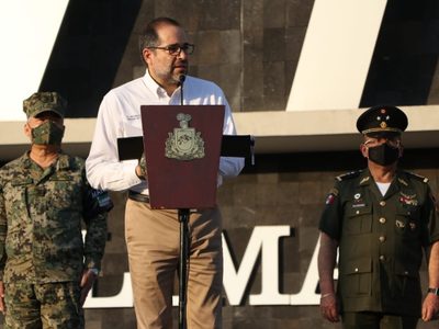 Exgobernador José Ignacio Peralta compareció por delitos de peculado y uso ilícito