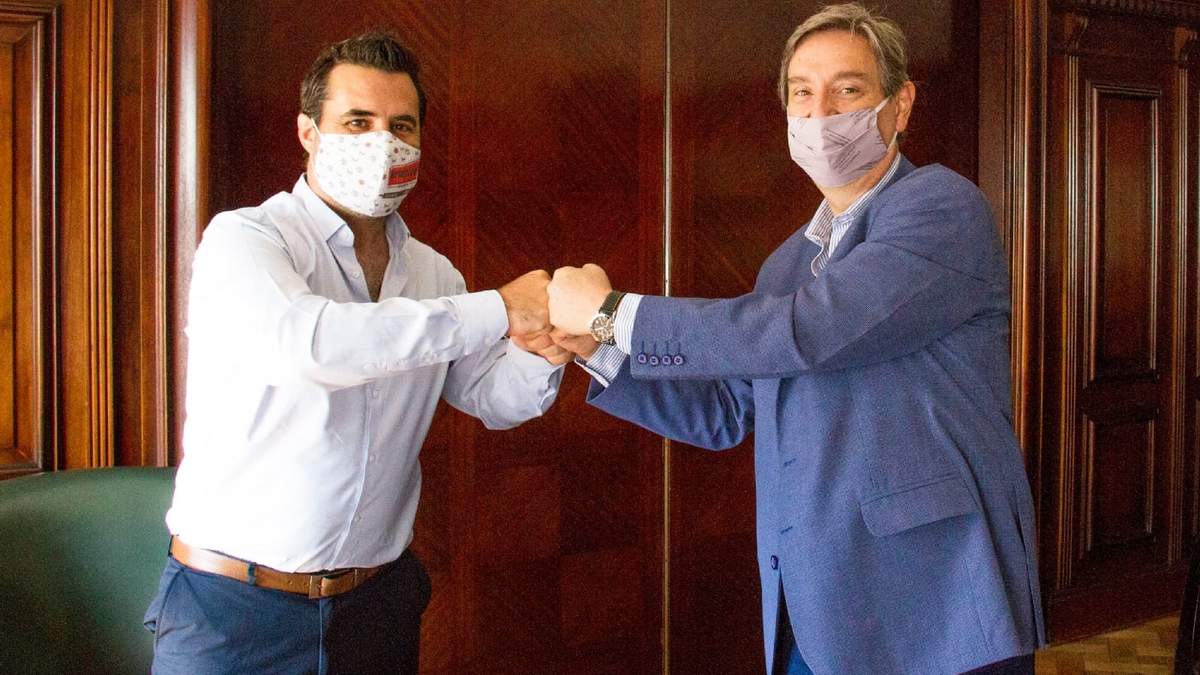 Darío Martínez junto a Emir Félix. Fuente: (Twitter)