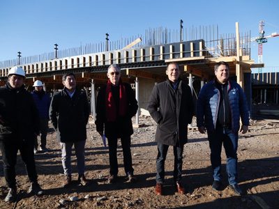Gutiérrez y Gaido visitaron la obra del hospital Norpatagónico