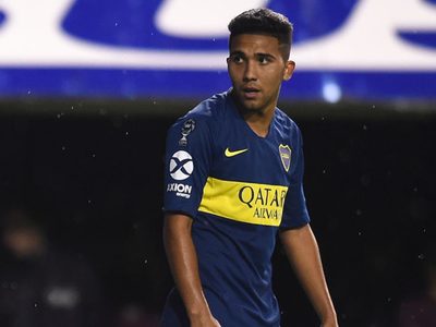 Bebelo Reynoso, con un pie afuera de Boca