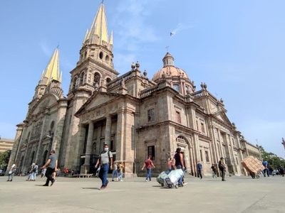 Guadalajara da ultimátum a empresa que le rentó patrullas