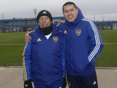 “Quiere sumarse ya”: Miguel Ángel Russo y el primer pedido a Juan Román Riquelme