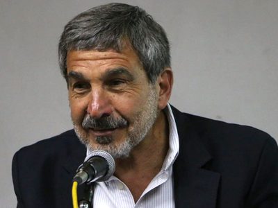 Es "50 veces más efectivo que el plasma", dijo el ministro de Ciencia sobre el suero equino