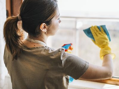 Cuánto subirán los sueldos para empleadas domésticas en noviembre y diciembre