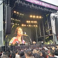 'Si tocan a una respondemos todas”:  Mon Laferte, Ana Tijoux y Sara Curruchich en el zócalo