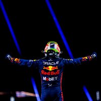 Sergio "Checo" Pérez conquista el Gran Premio de Arabia Saudita; su quinta victoria en la F1
