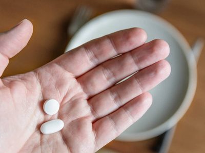 La ANMAT prohibió la distribución y venta de una marca de ibuprofeno