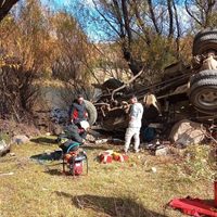Murió el conductor de un camión que se quedó sin frenos y volcó en la ruta provincial 23