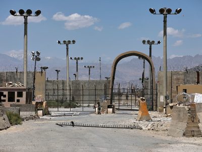 Talibán rechaza propuesta de Trump de recuperar base aérea de Bagram en Afganistán