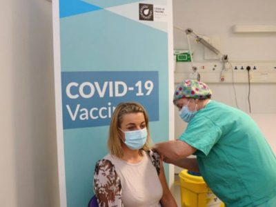 Irlanda confirma la detección de tres casos de la variante sudafricana del coronavirus