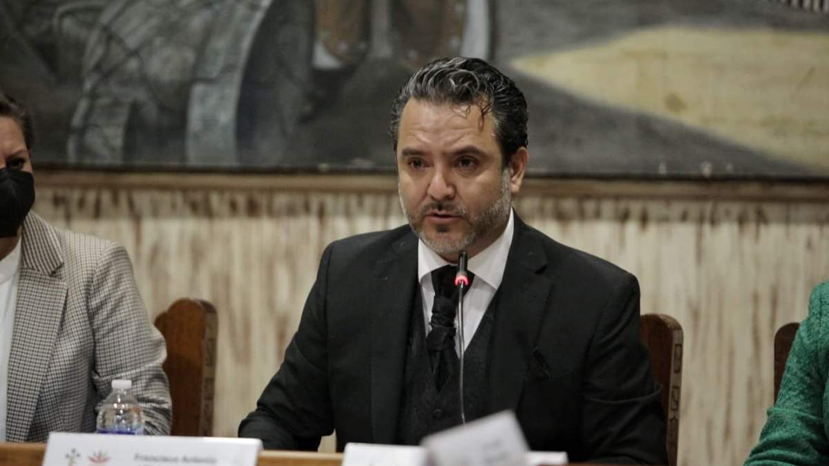 Antonio Villalobos Adán