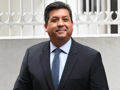 Juez otorga amparo a García Cabeza de Vaca; conservará sus escoltas