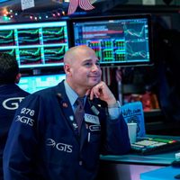 Las acciones argentinas subieron hasta 12% y bajó el Riesgo País