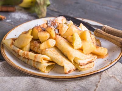 Crepes keto de manzana: con 6 ingredientes y en pocos minutos, prepara esta opción ligera y delicios