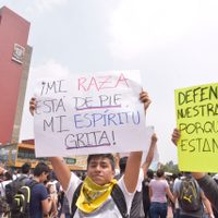 "¡Fuera porros de la UNAM!": claman miles en megamarcha en CU