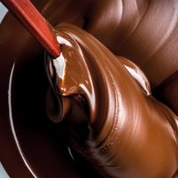Crema de chocolate súper cremosa: con 3 ingredientes, la receta perfecta para deleitar a todos