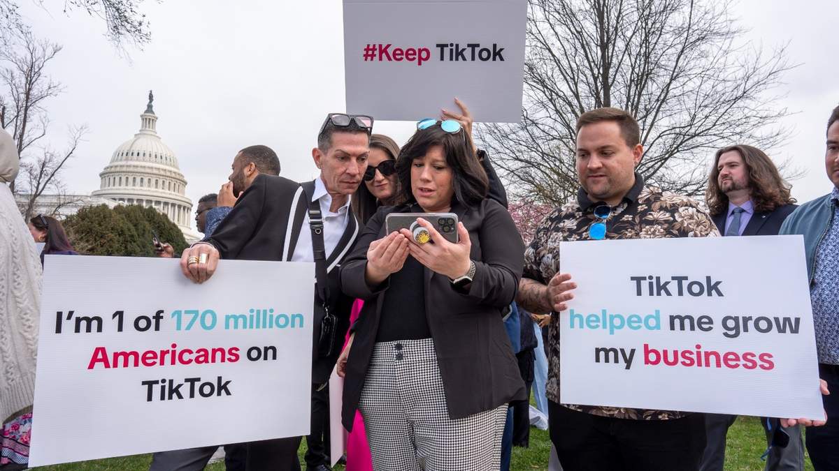Defensores estadunidenses de TikTok. Vigilancia sobre la votación en el Capitolio