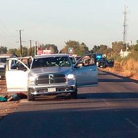Mueren cinco presuntos delincuentes en enfrentamiento con policías en Sonora