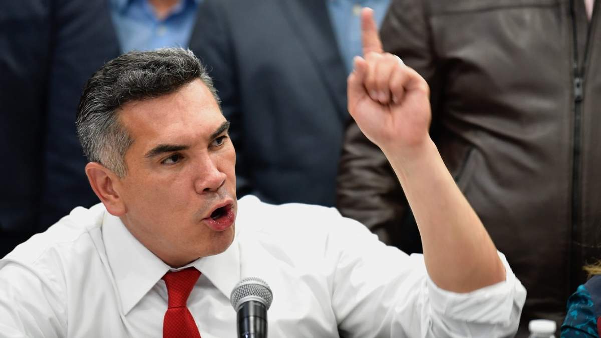 El legislador y presidente nacional del PRI, Alejandro Moreno