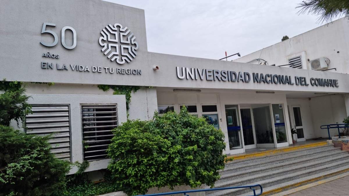 Universidad Nacional del Comahue (UNCo). Fuente: (X)