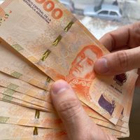 Mientras los aumentos se disparan, el Gobierno no ha fijado fecha para actualizar el salario mínimo
