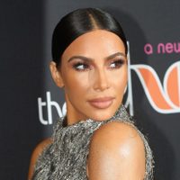 ¡Ups! Kim Kardashian en un descuido dejó "el detalle" a la vista. ¡Hacé zoom!