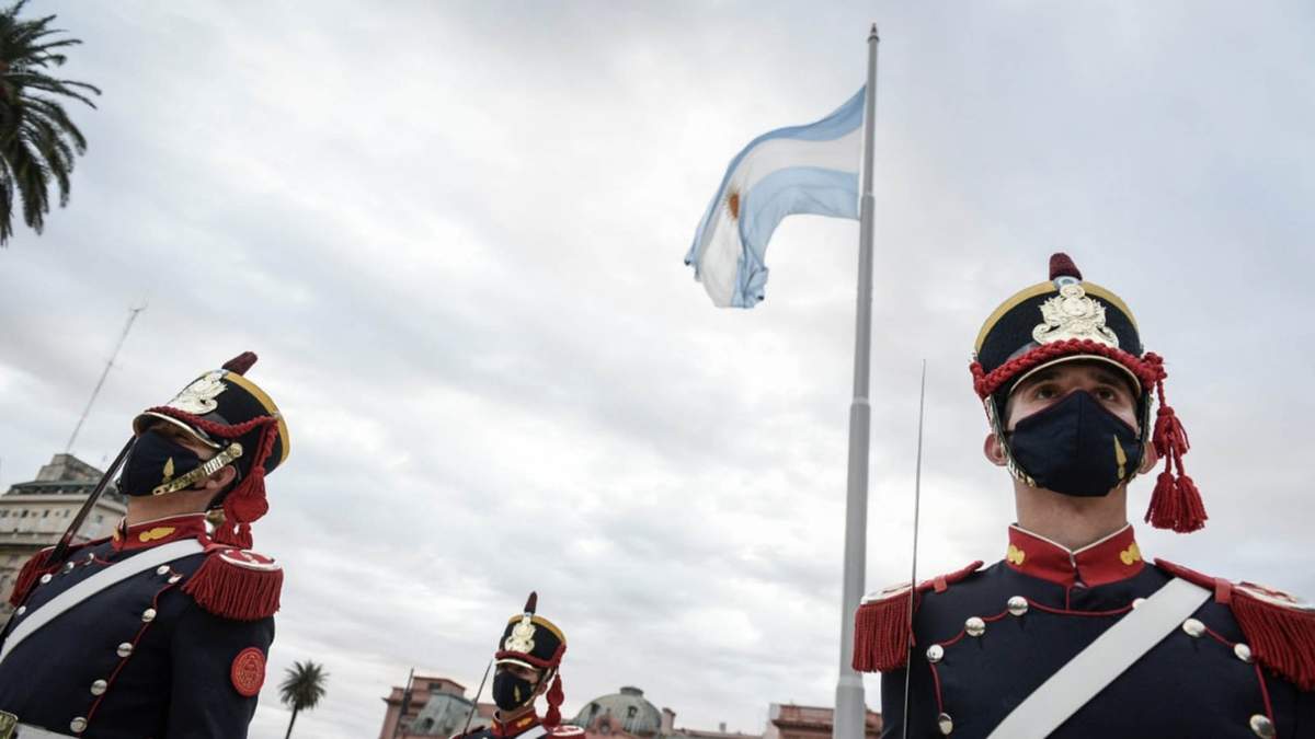 Acto por el 25 de Mayo. Fuente: (Twitter)