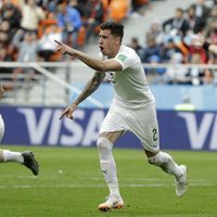 Sin lleno, Uruguay debuta con angustiosa victoria 1-0 ante Egipto (Video)