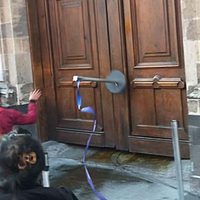 Normalistas intentan dar 'portazo” en Palacio Nacional