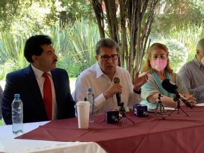 Ricardo Monreal advierte a Lorenzo Córdova sobre los lineamientos para la revocación del mandato