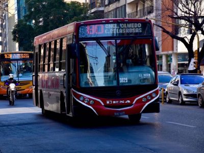 La UTA amenazó con un paro de transporte para esta semana