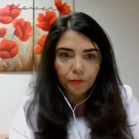 Emprenden acciones contra una jueza por besarse en prisión con un reo condenado por asesinato
