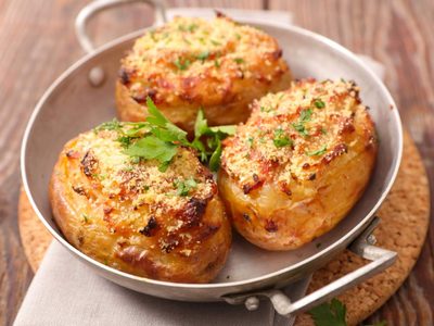Papas rellenas con pollo: una jugosa versión que tenés que hacer sí o sí para una deliciosa cena