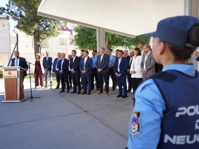 Instalan 40 nuevas cámaras y suman 35 policías para fortalecer la seguridad en la Comarca petrolera de Neuquén