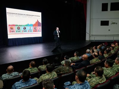 Reconoce Colegio de la Defensa Nacional a Gobernador Durazo por resultados del Plan Sonora