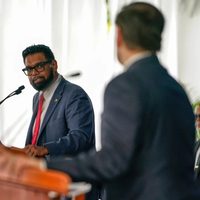 Guyana tomará medidas enérgicas contra el contrabando de oro desde Venezuela