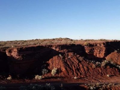 Presentaron un proyecto para salvaguardar las áreas naturales de Las Bardas en Plottier