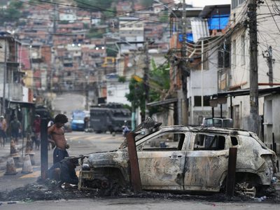 Un megaoperativo policial deja decenas de muertos en las favelas de Río de Janeiro