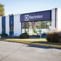 Una empresa cierra su producción de heladeras y 150 operarios podrían quedar sin trabajo