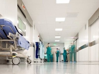 Emiten alerta sanitaria por 100 intoxicados con pastel en Aguascalientes