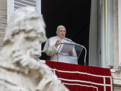 El Papa envía sus condolencias por las víctimas del incendio en el Bronx